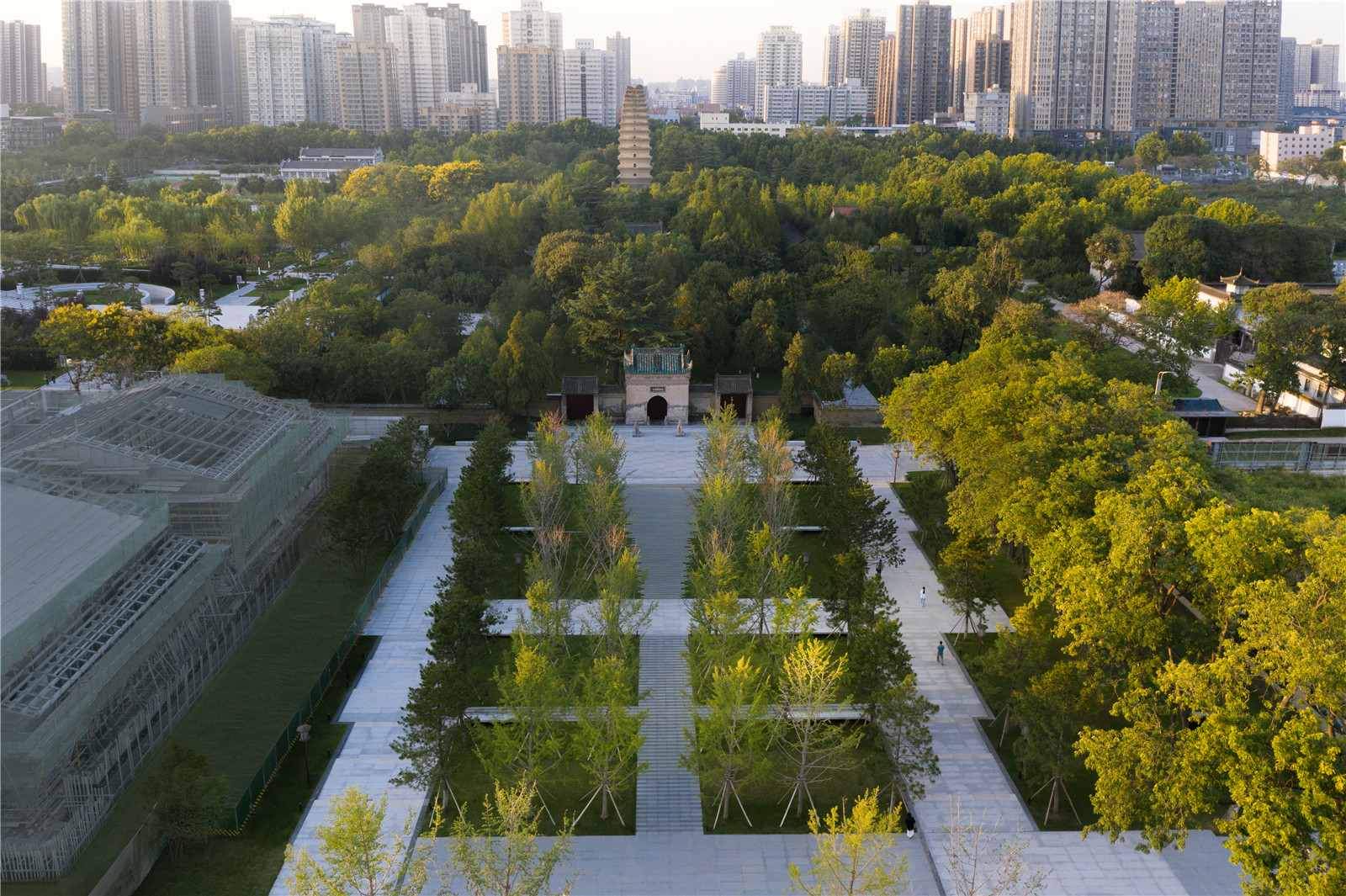 西安小雁塔歷史文化片區(qū)綜合改造項(xiàng)目：西苑、南廣場(chǎng)及市政道路景觀設(shè)計(jì) | AECOM