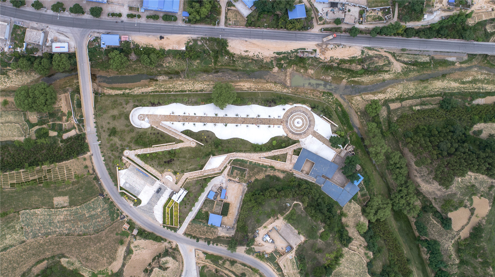 山西留村毛主席路居地文化園景觀設(shè)計(jì) | 方寸實(shí)踐建筑設(shè)計(jì)工作室