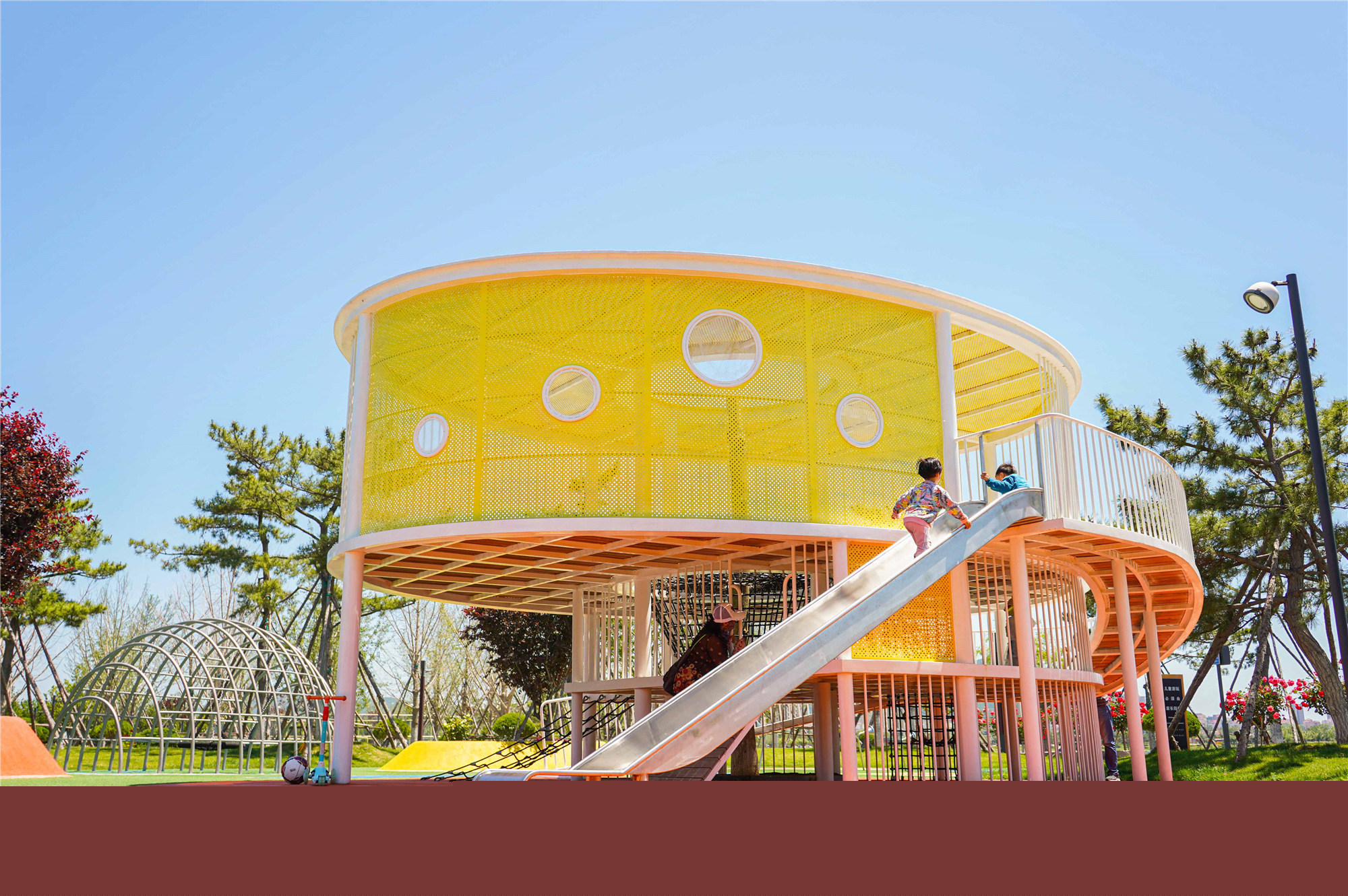 威海石島鳳凰湖公園兒童游樂場地景觀設(shè)計 | 樂丘游樂