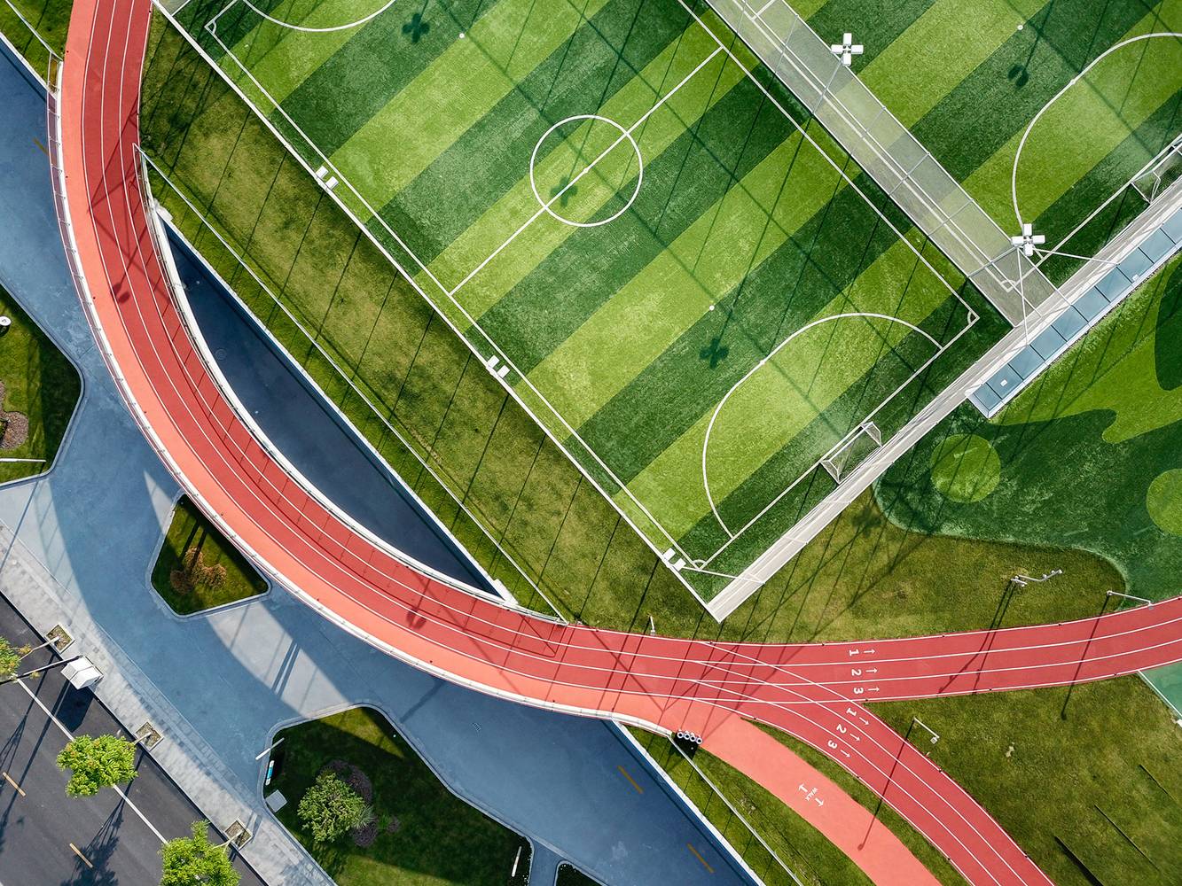 杭州云棲小鎮(zhèn)會展中心二期建筑設計 | 靠近設計