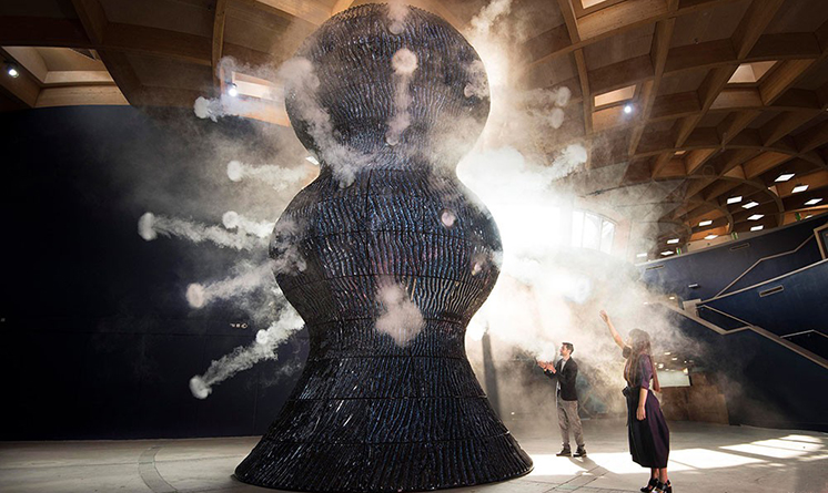 世界最大的陶瓷雕塑，展現(xiàn)45億年前的大氣環(huán)境