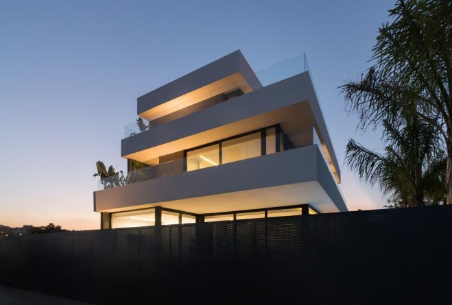 西班牙水族館住宅建筑設(shè)計 | RubénMuedra，InésFabra