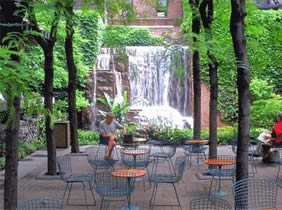 美國(guó)紐約綠色英畝公園