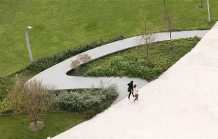 西班牙畢爾巴鄂巴斯克廣場(chǎng)