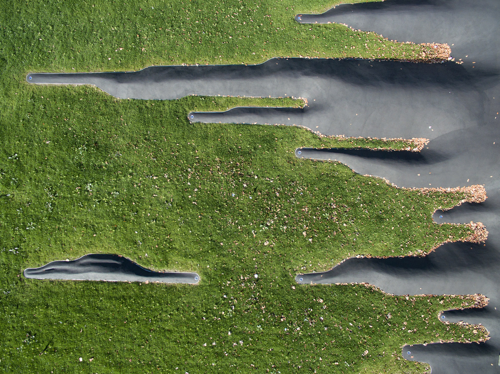 1521619481992409.jpg 8-Fold’s-childhood-Gilles-Brusset.jpg