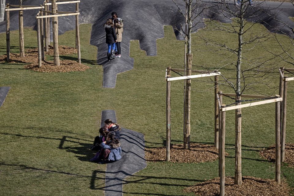 1521619802635832.jpg 25-Fold’s-childhood-Gilles-Brusset-960x640.jpg