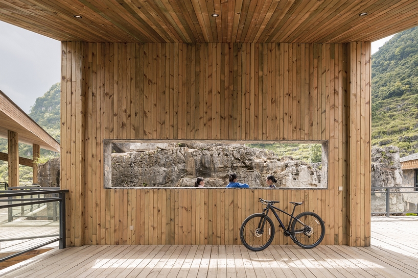 1525239467424542.jpg 2.jpg