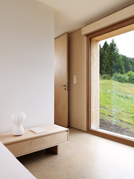 1527648671367908.jpg 15.jpg