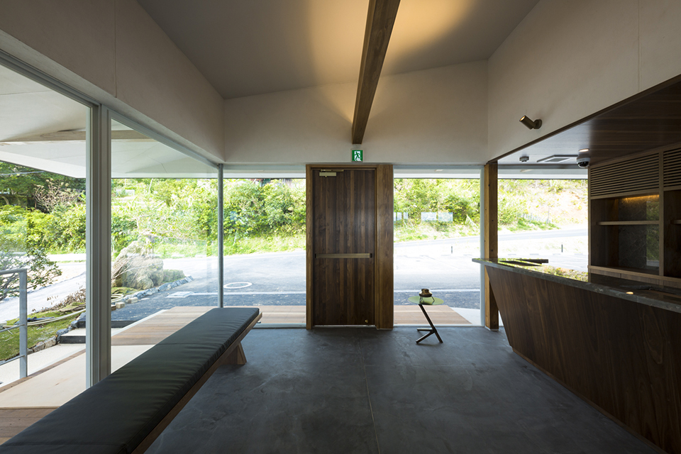 1538100670826926.jpg 25.jpg