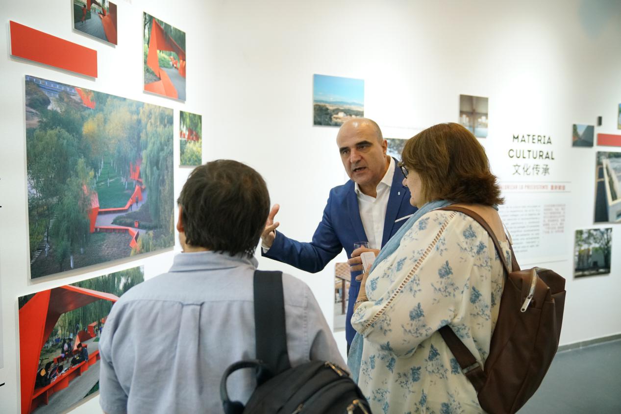 1538202250583446.jpg image015.jpg