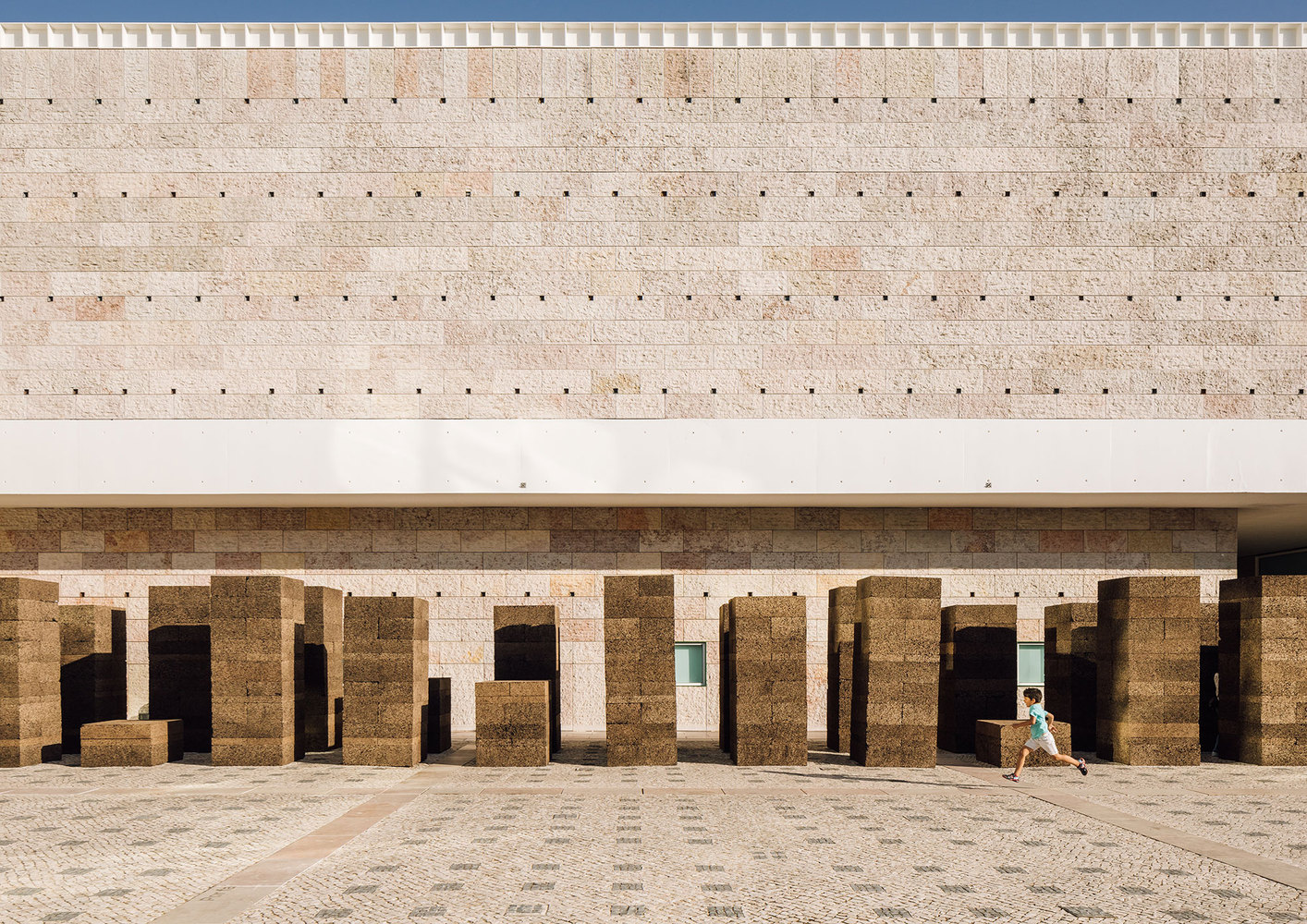 1547102425714994.jpg FEATURE_IMAGE.jpg