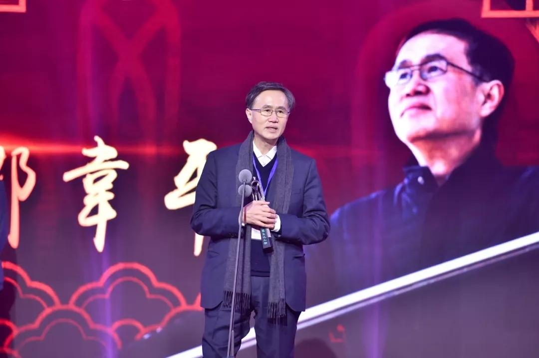 1548730746480738.jpg 640.webp (2).jpg