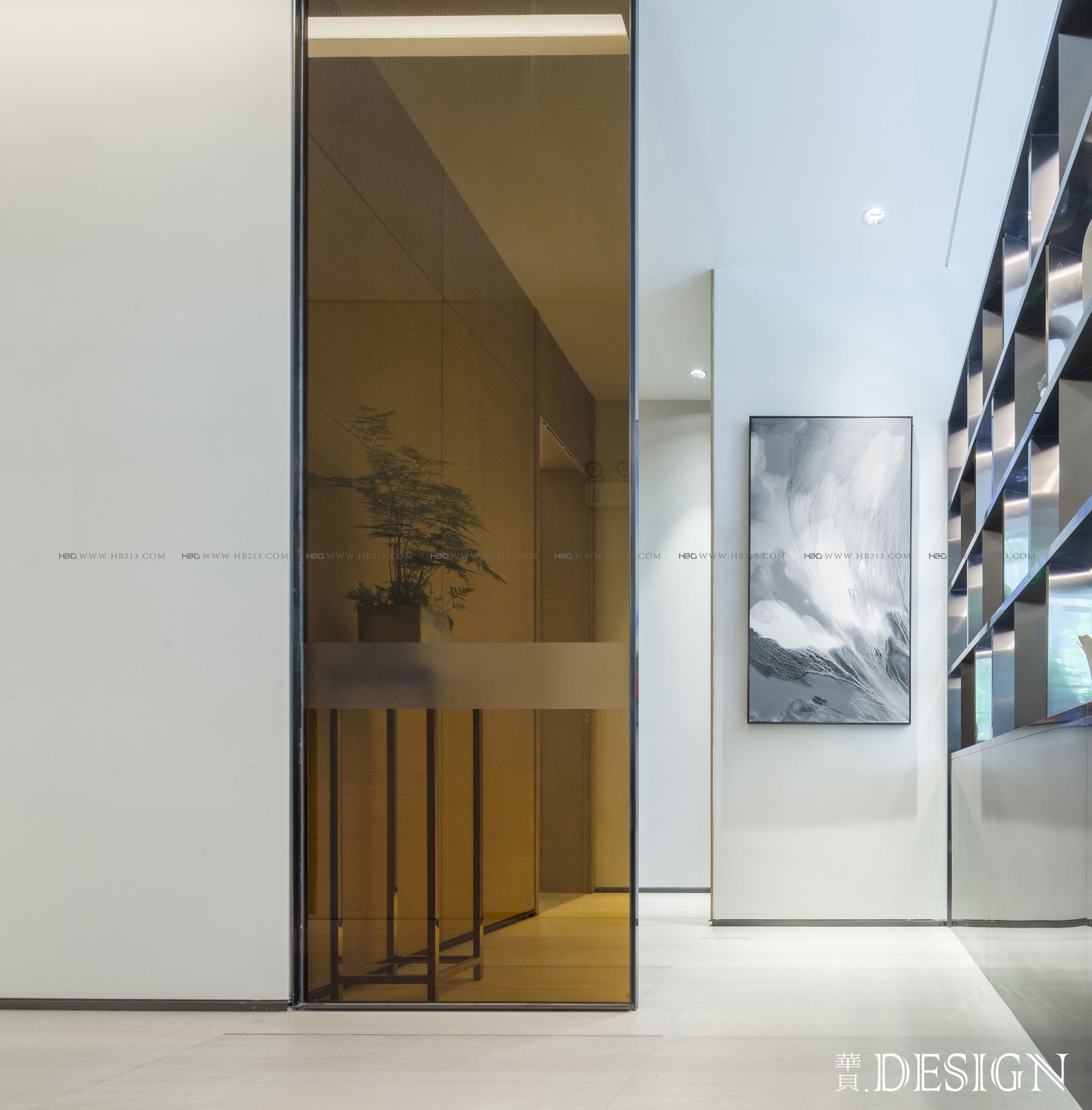 1556350917814403.jpg 橫琴臨時(shí)辦公5.jpg