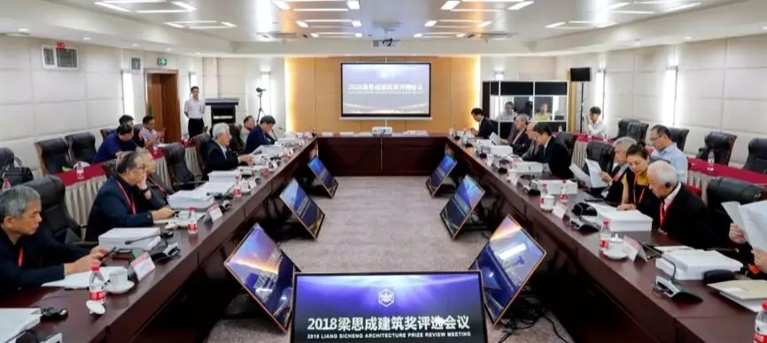 1568874342838415.jpg 640.webp (5).jpg