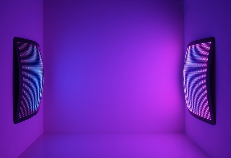 1586324873959201.jpg Manta_Ray_White_Room_3113.jpg