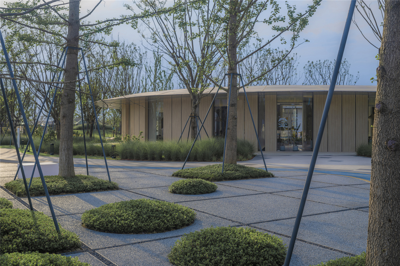 1626921227794719.jpg 18.jpg