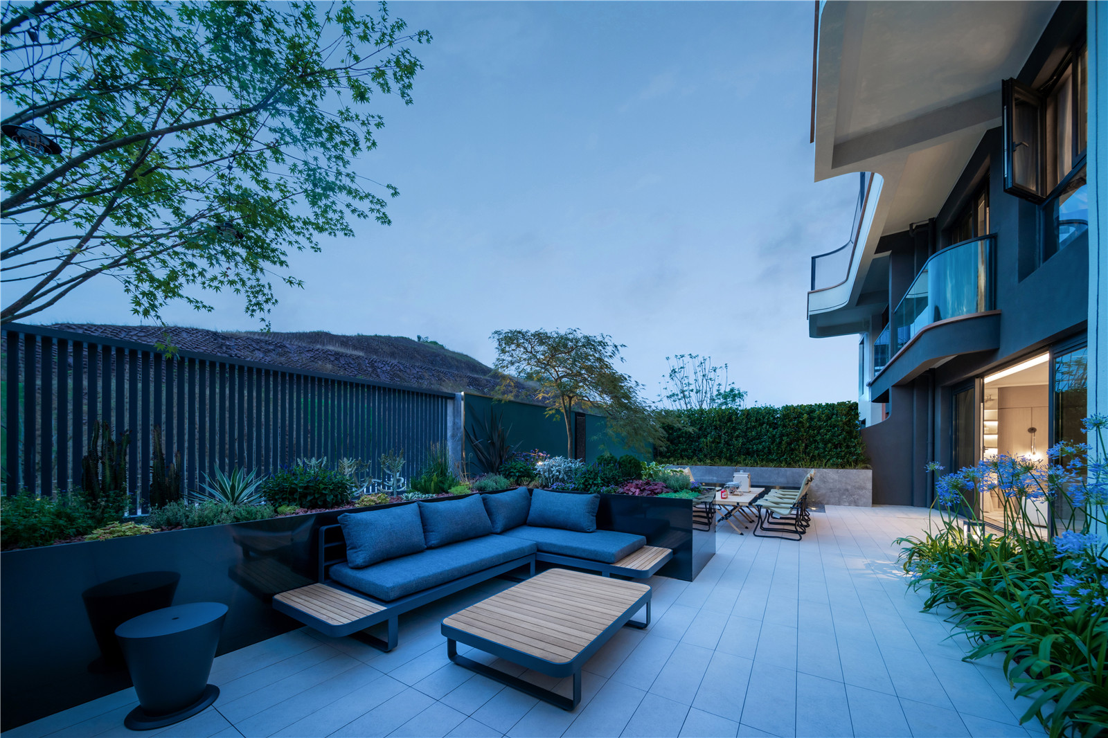 1627263253565605.jpg ??三棱鏡010.jpg