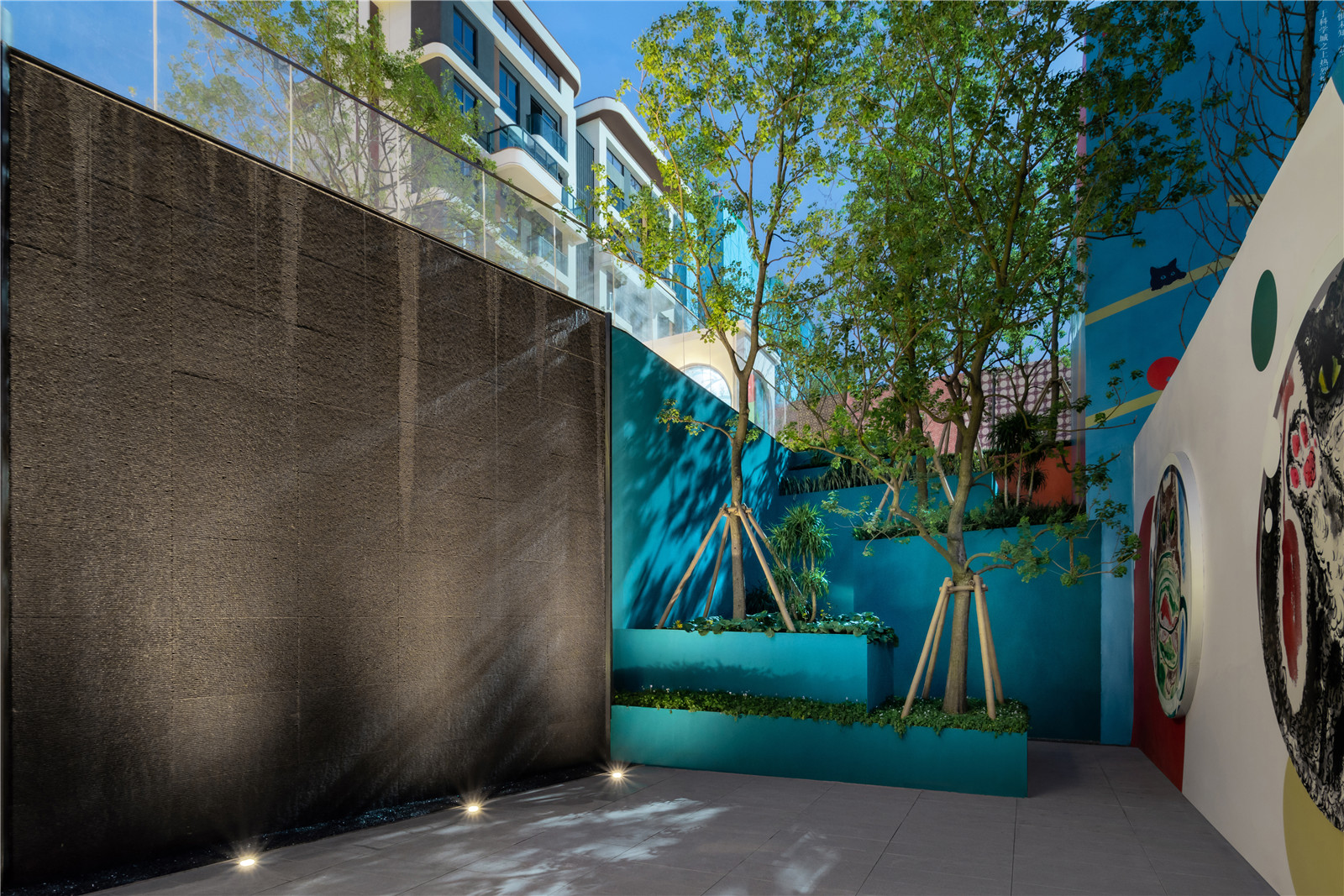 1627263851427917.jpg ??三棱鏡028.jpg