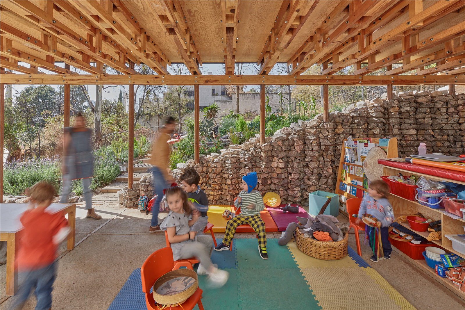 1630055050260063.jpg EL TERRENO_VERTEBRAL_21.jpg