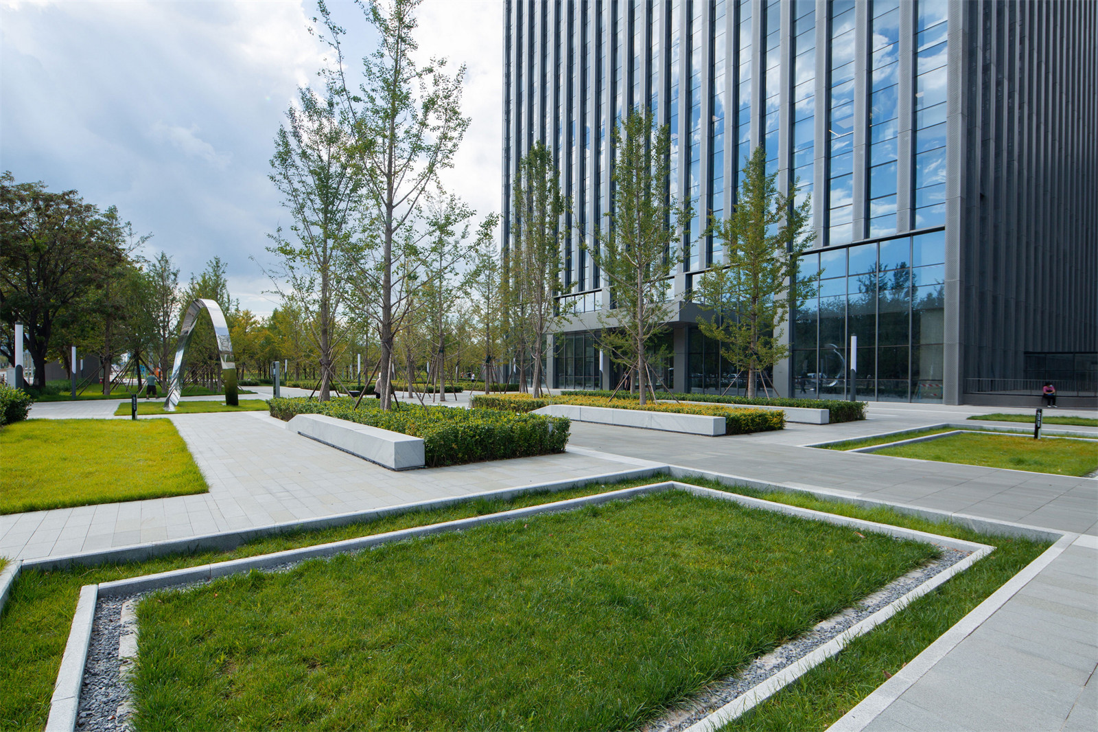 1640921137327016.jpg 4.jpg